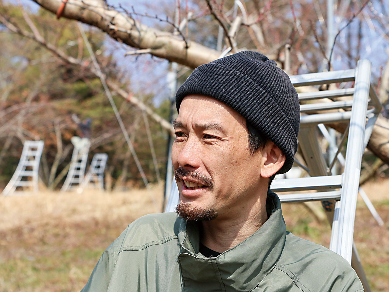 モモ作りについて話す今井さん